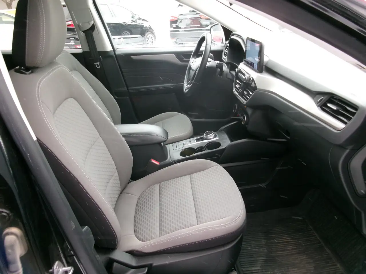 Ford Escape снимка Ford Escape