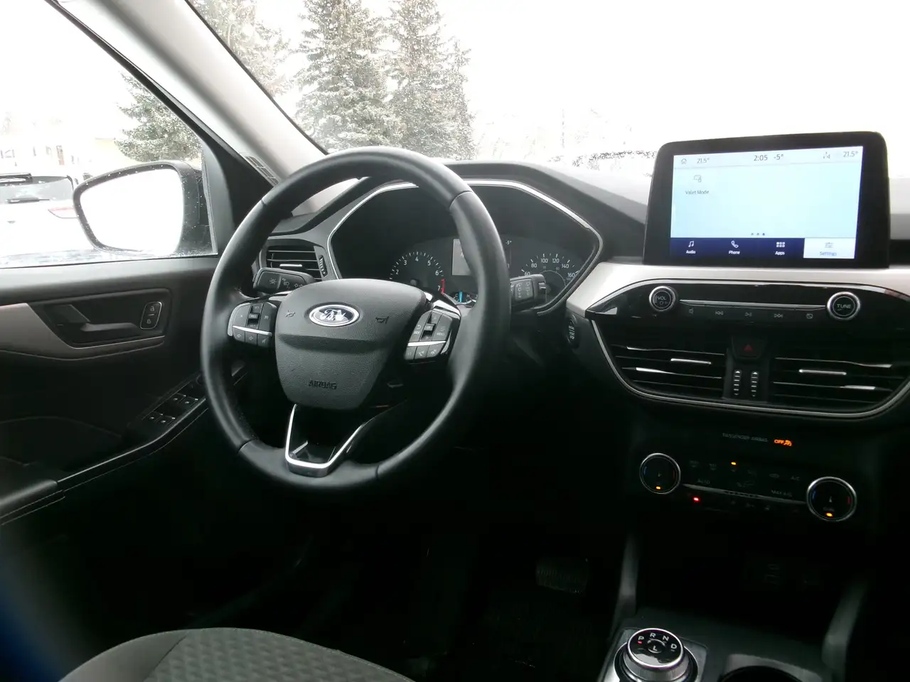 Ford Escape снимка Ford Escape
