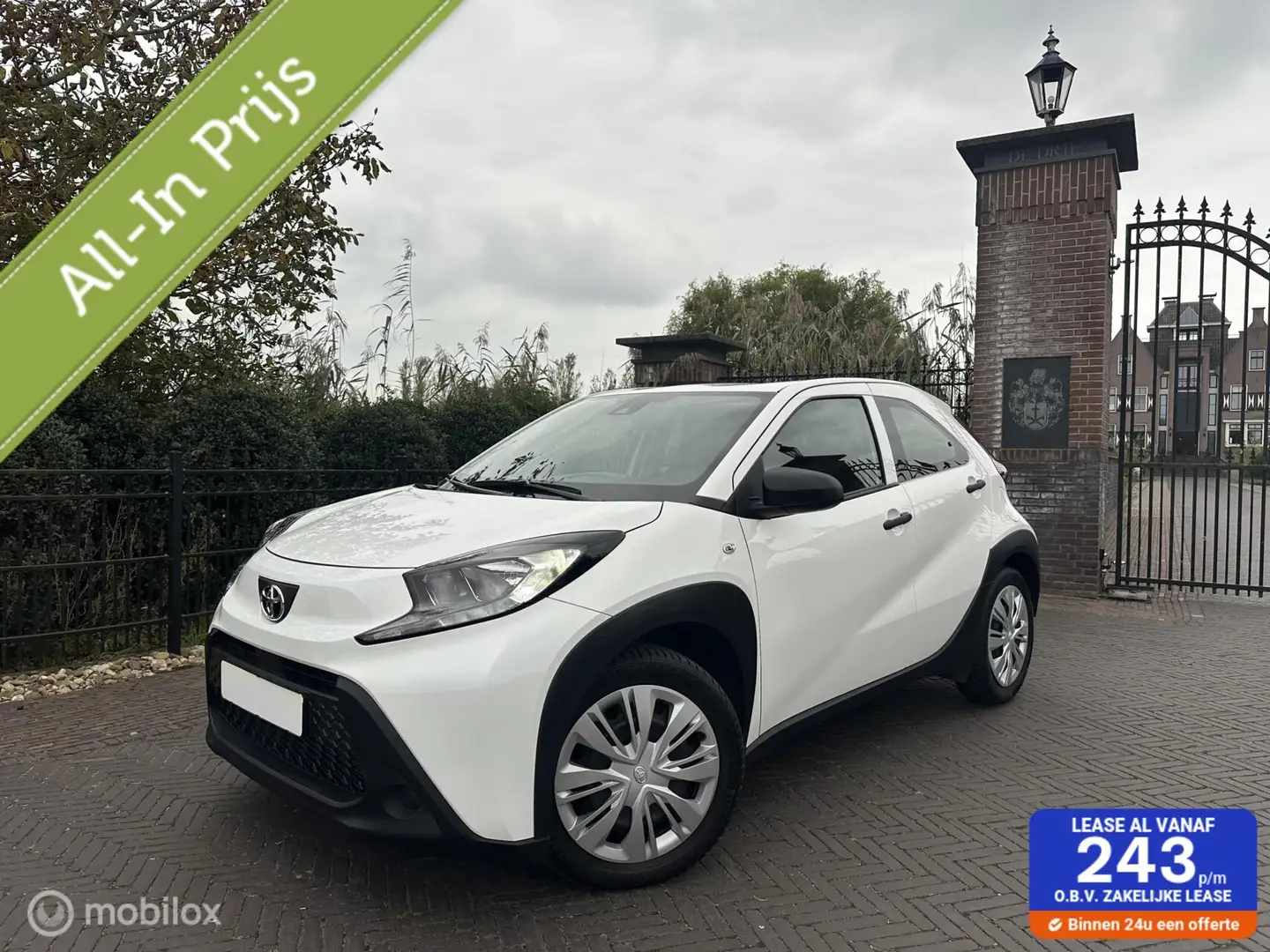 Toyota Aygo X 1.0 VVT-i MT Play Navi GARANTIE Wit - 1
