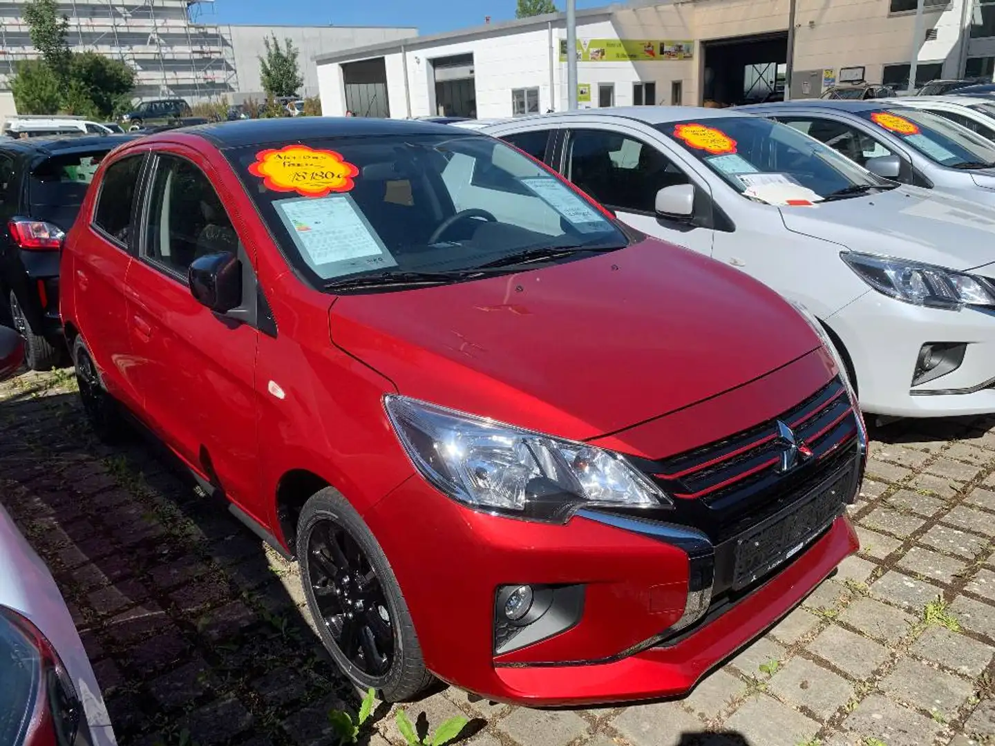 Mitsubishi Space Star Select+ Black1.2 5-Gang Rot - 2
