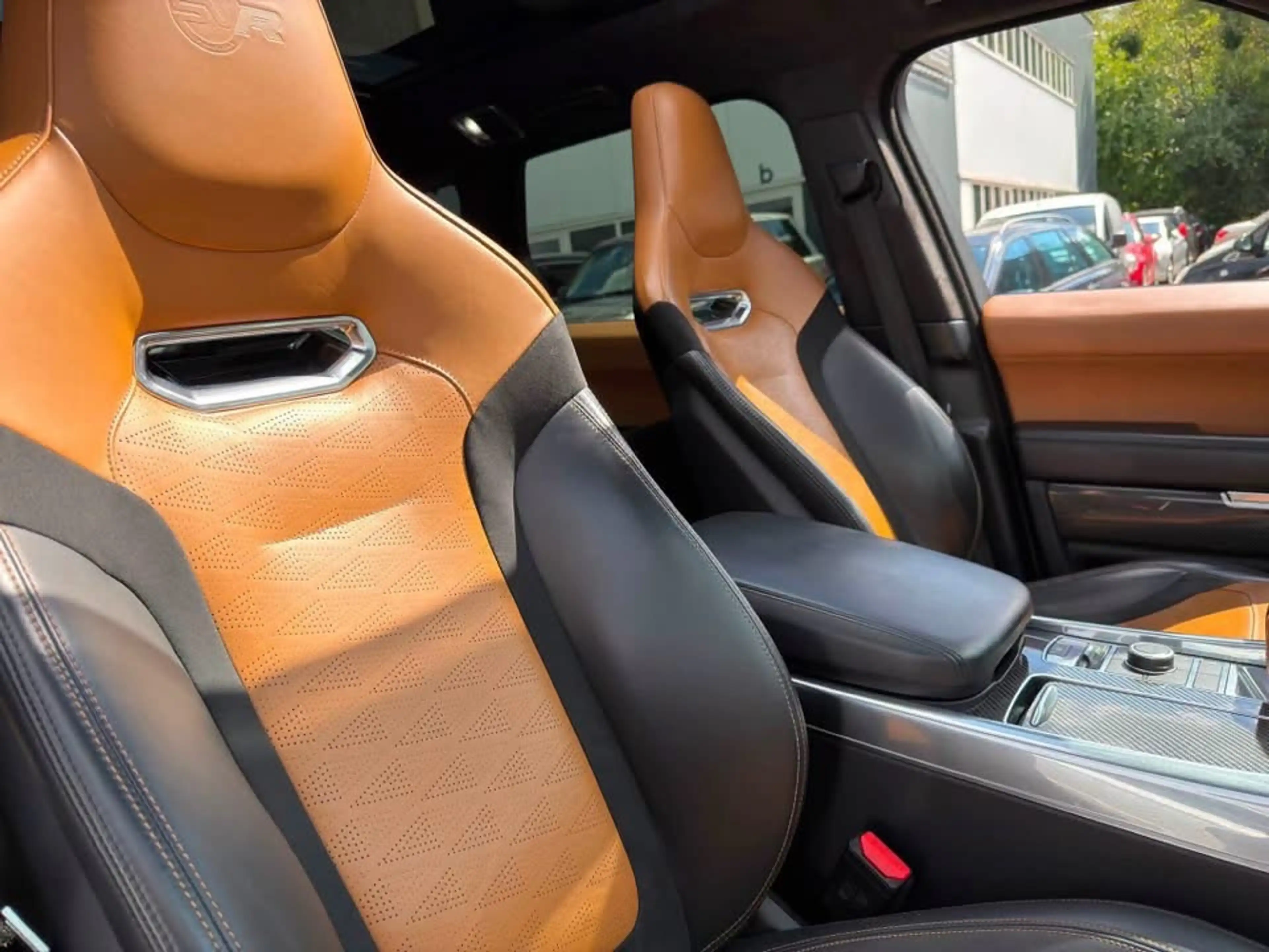 Land Rover Range Rover Sport Range Rover Sport 5.0 V8 P575 SC SVR — photo 15