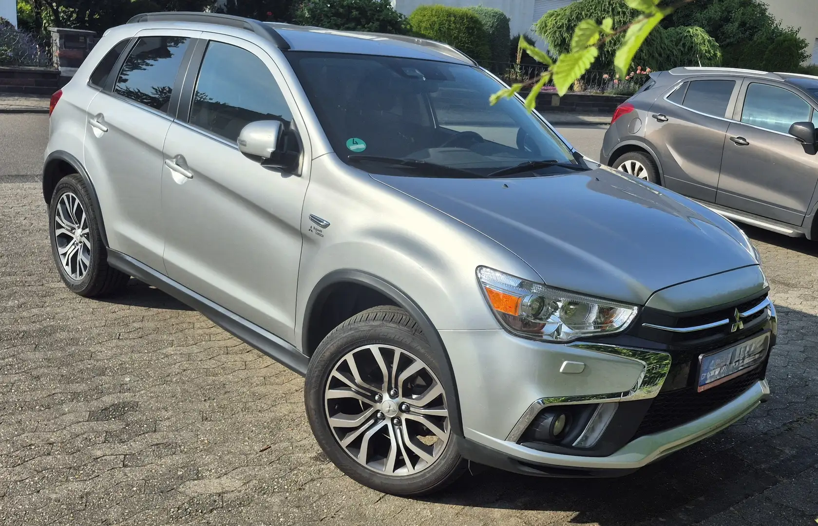 Mitsubishi ASX ASX 1.6 2WD Edition 100+ Argent - 1