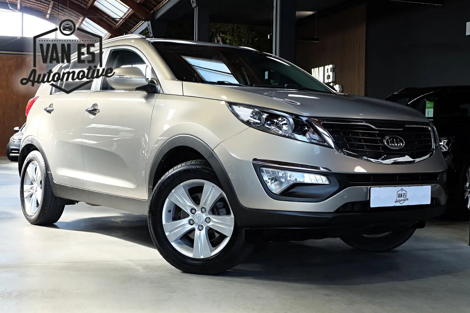 Kia Sportage 2.0 X-ecutive Plus Pack / Navi / Trekhaak / NL'se Gris - 1