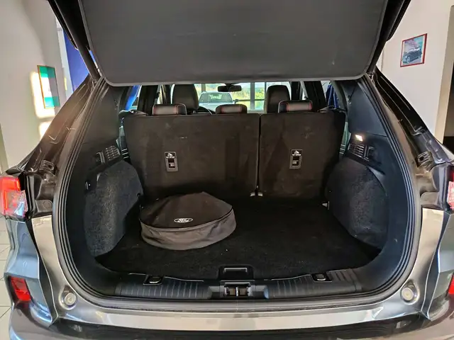 Ford Kuga view 6