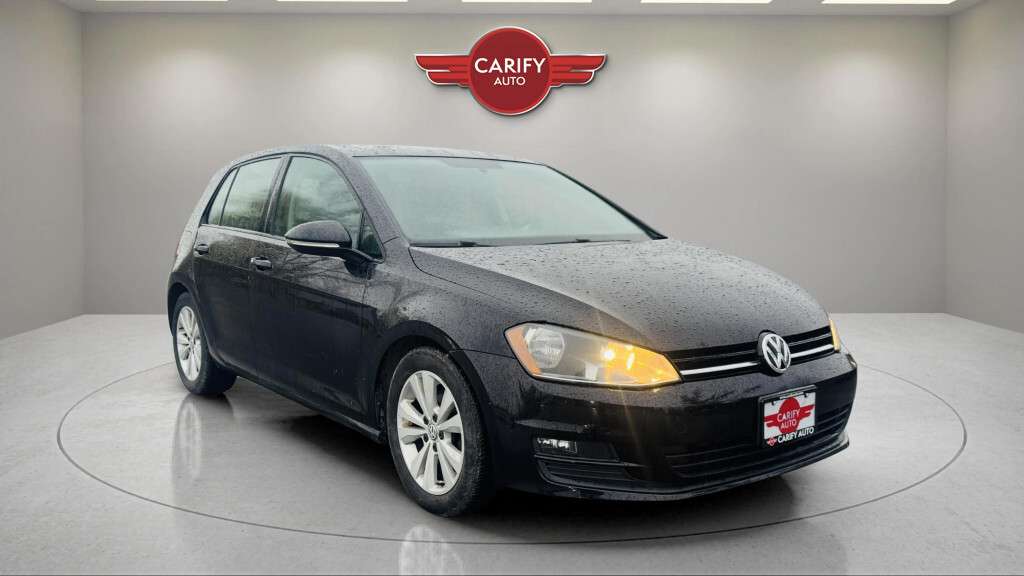 2015 Volkswagen Golf 5dr Hatchback 1.8 TSI Trendline — снимка 1