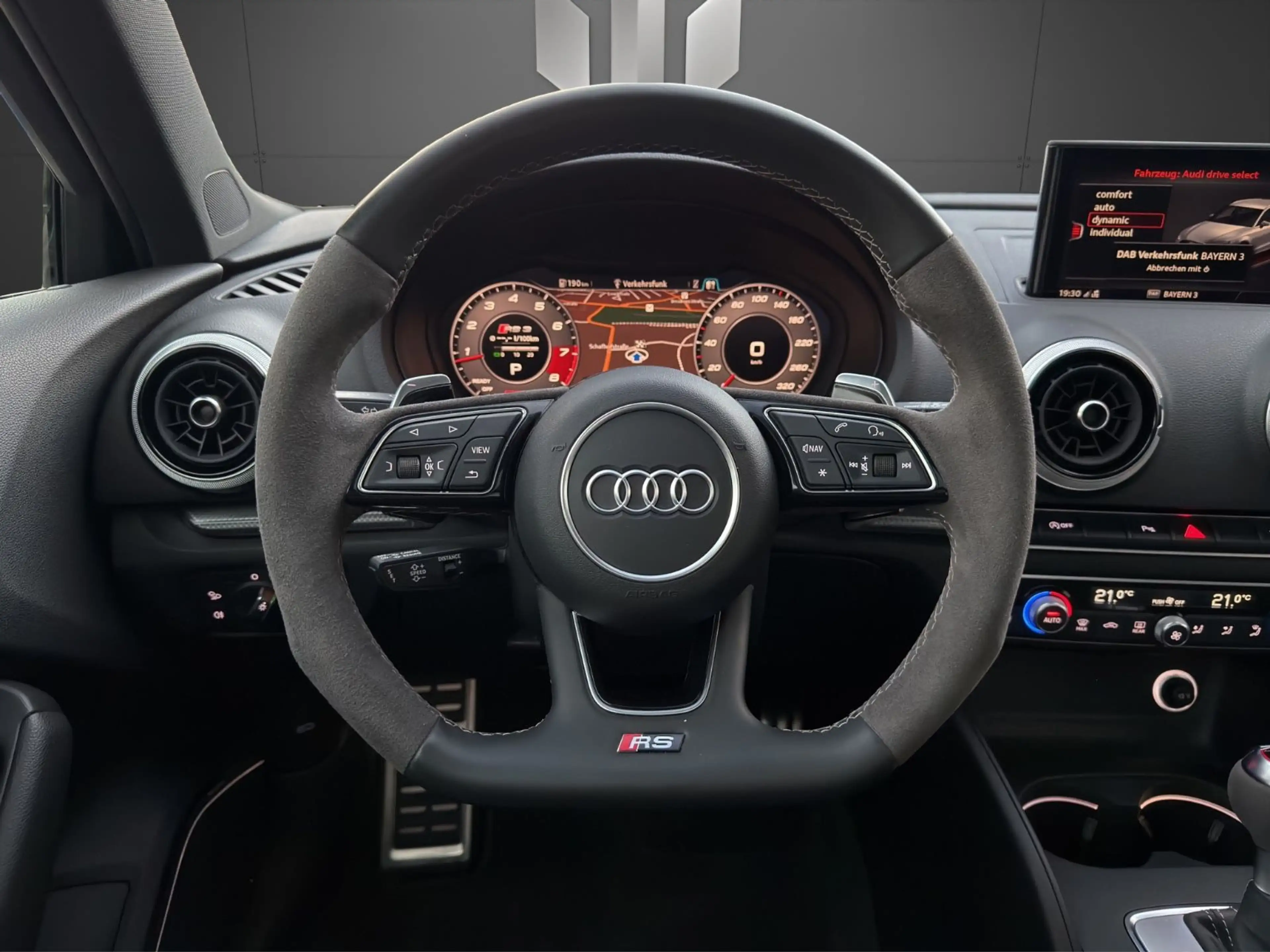 Audi RS3 Sportb.|Matrix|Pano|RS Sitze|B&O|Akrapo.|KW — photo 15