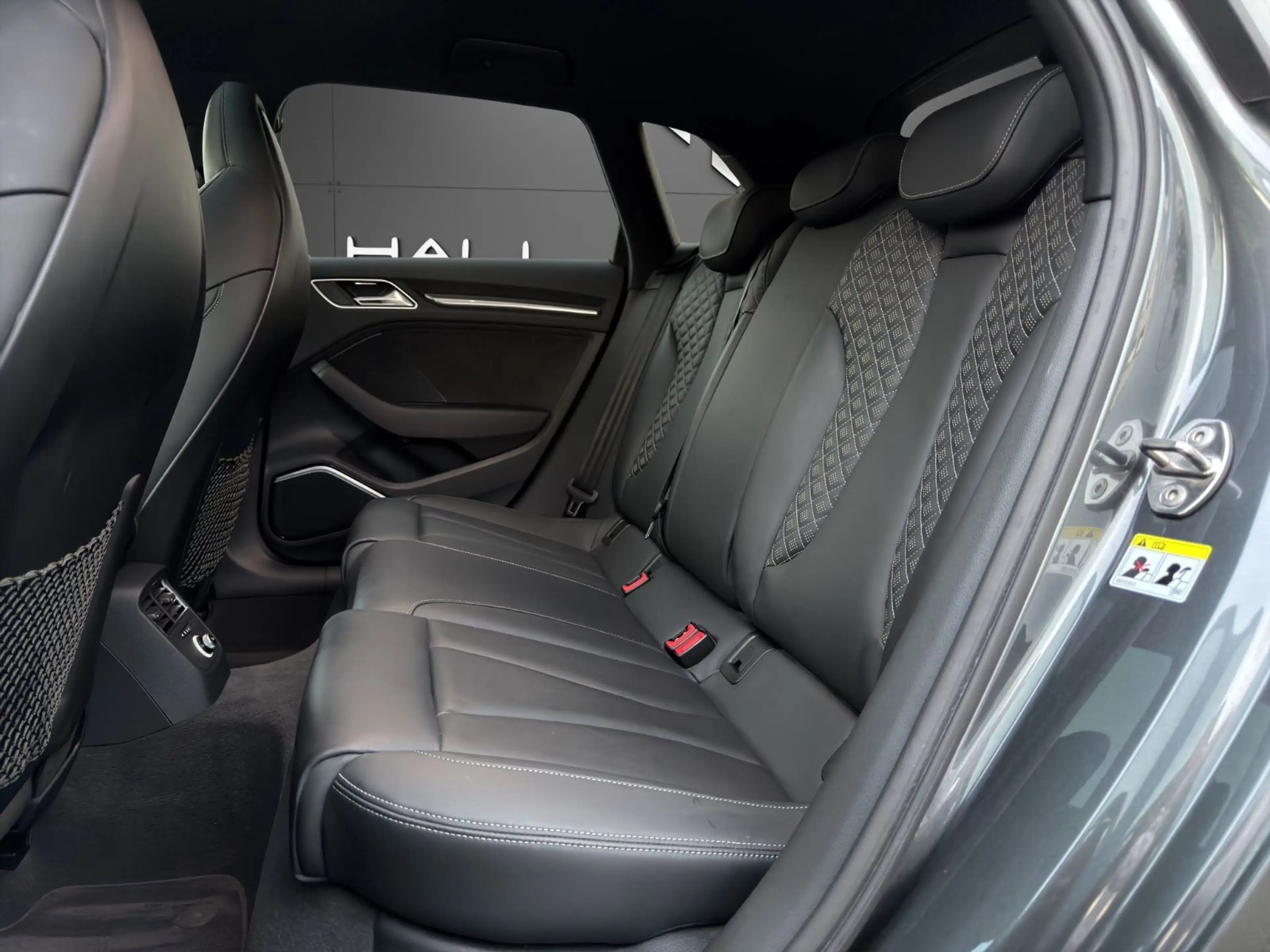 Audi RS3 Sportb.|Matrix|Pano|RS Sitze|B&O|Akrapo.|KW — photo 11