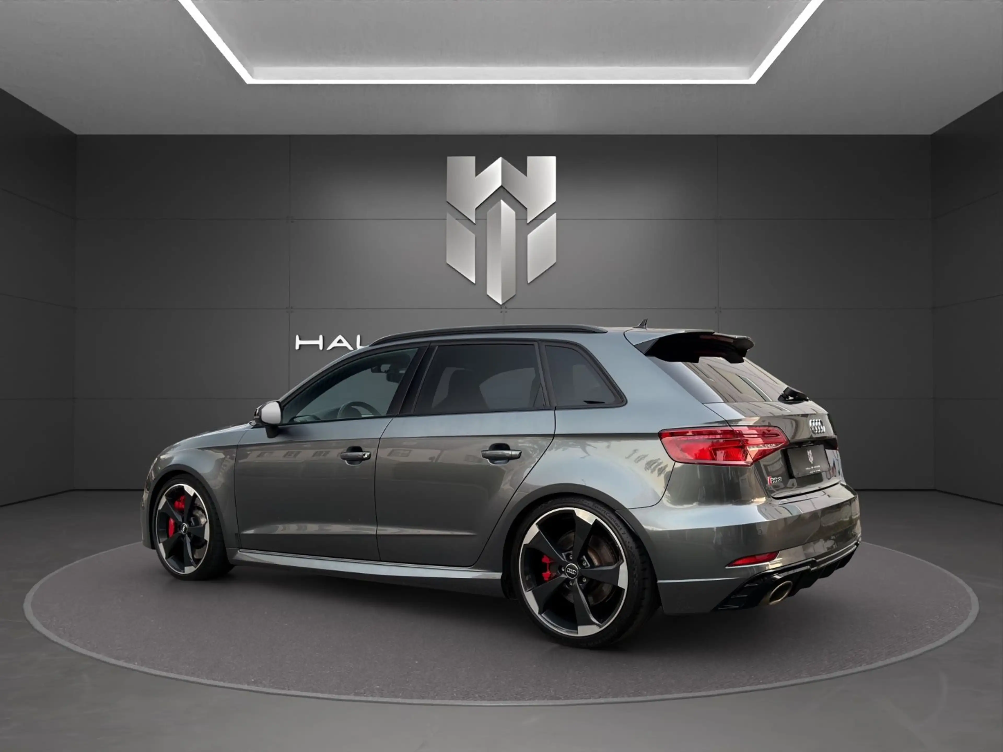 Audi RS3 Sportb.|Matrix|Pano|RS Sitze|B&O|Akrapo.|KW — photo 3