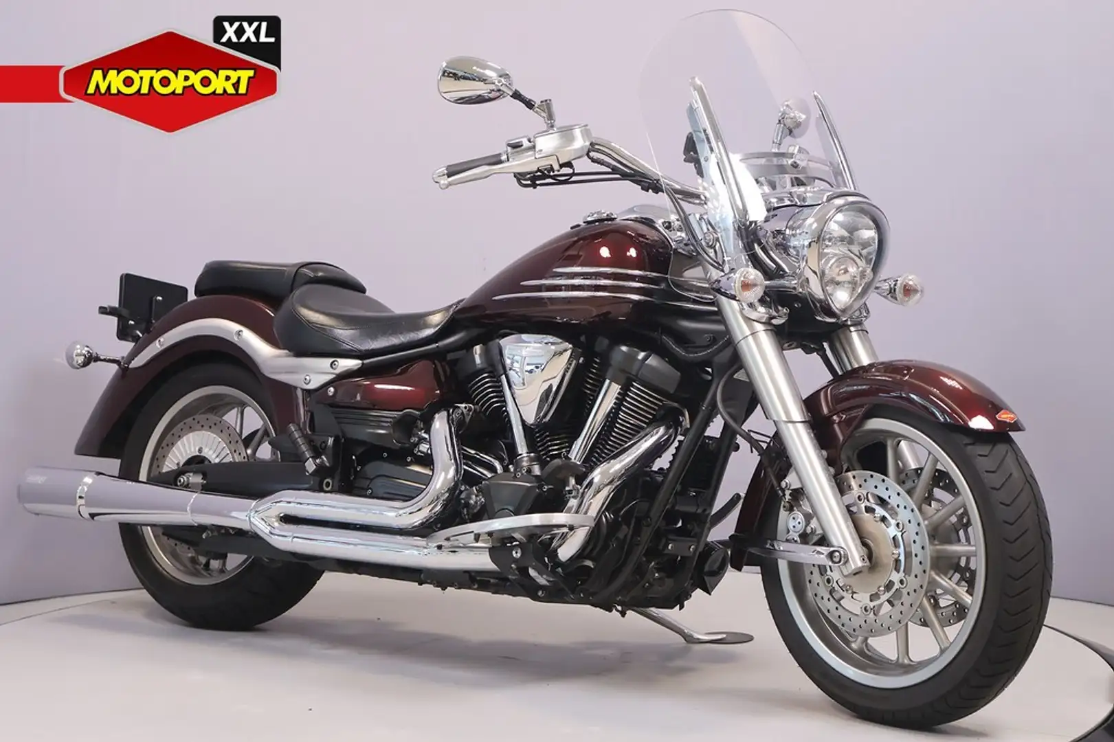 Yamaha XV 1900 MIDNIGHT STAR Red - 2