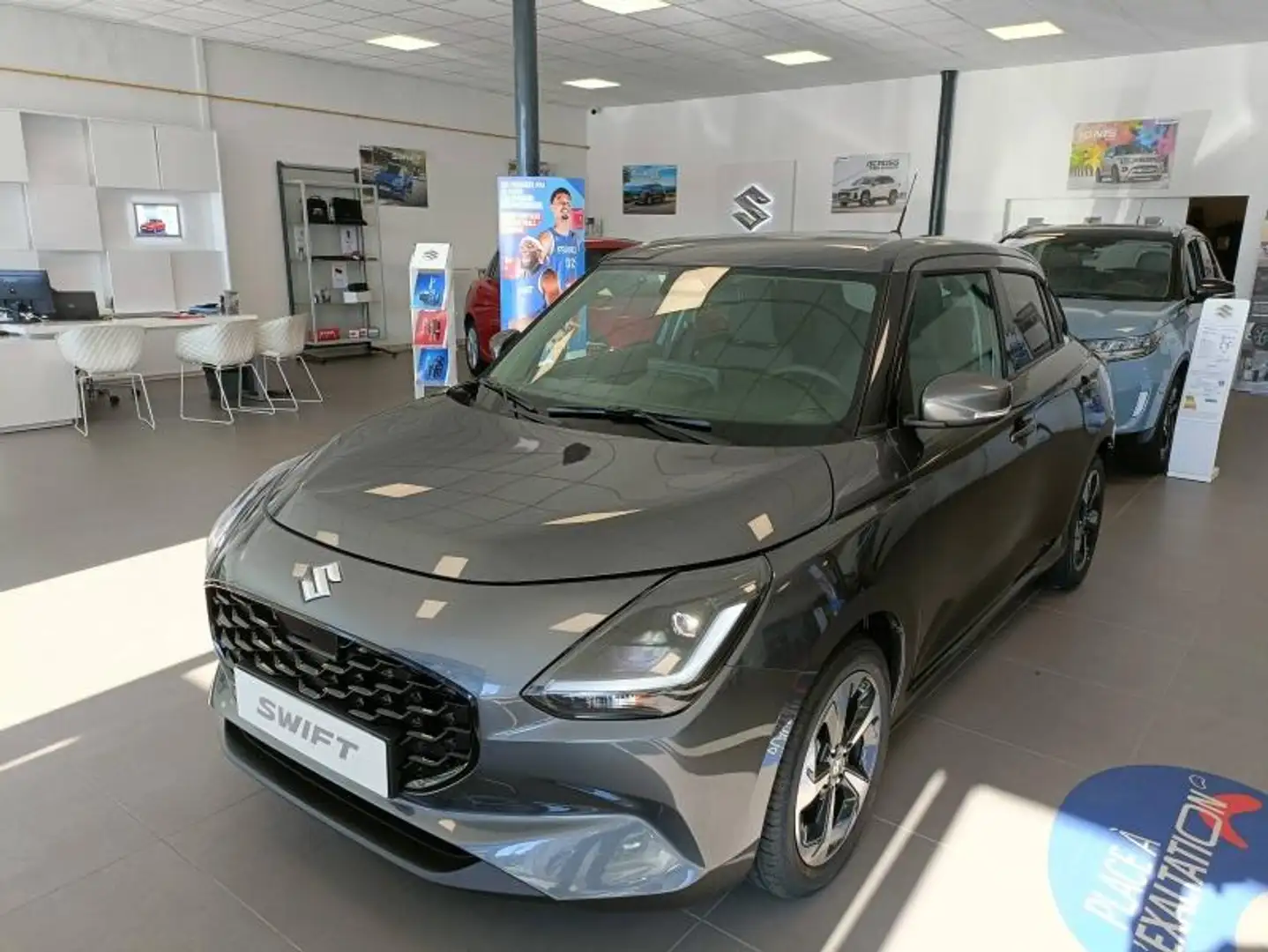 Suzuki Swift 1.2 Hybrid 83ch Pack Gris - 1