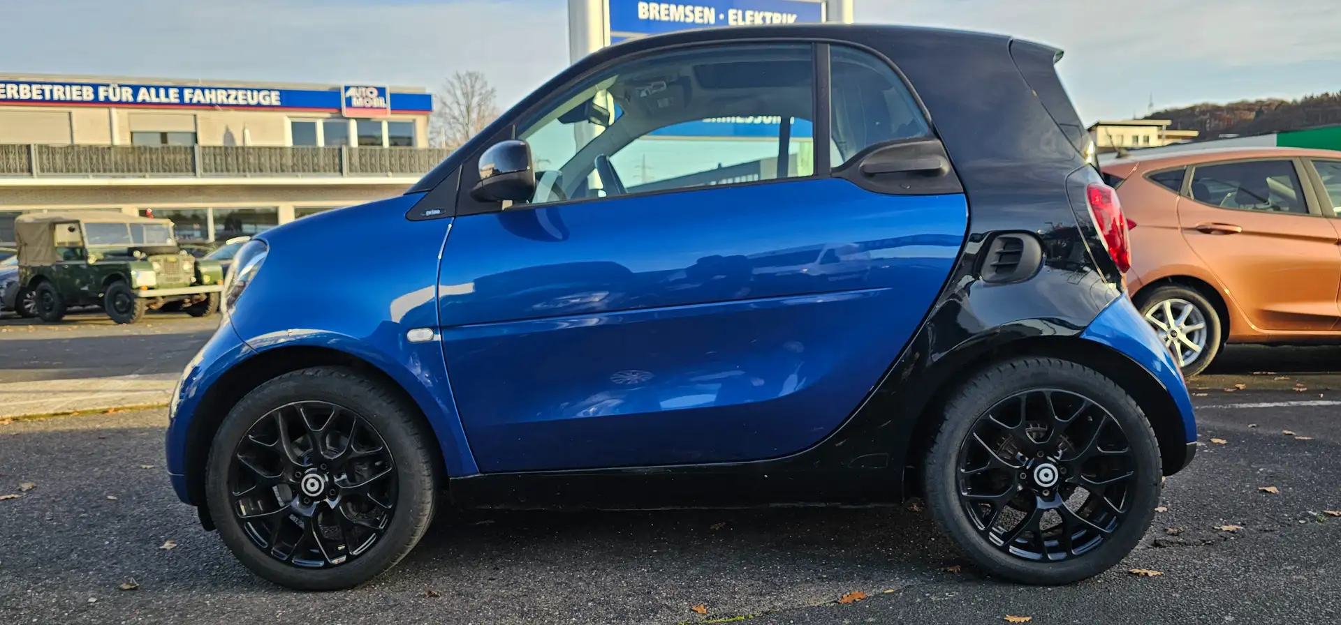 smart forTwo Basis 66 kW (453.344) Schwarz - 2