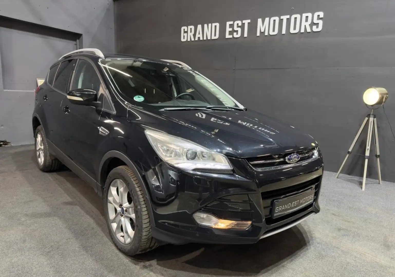 Ford Kuga 2.0 TDCi 163 BV Powershift 4x4 II 2013 Titanium PHASE 1 Noir - 1