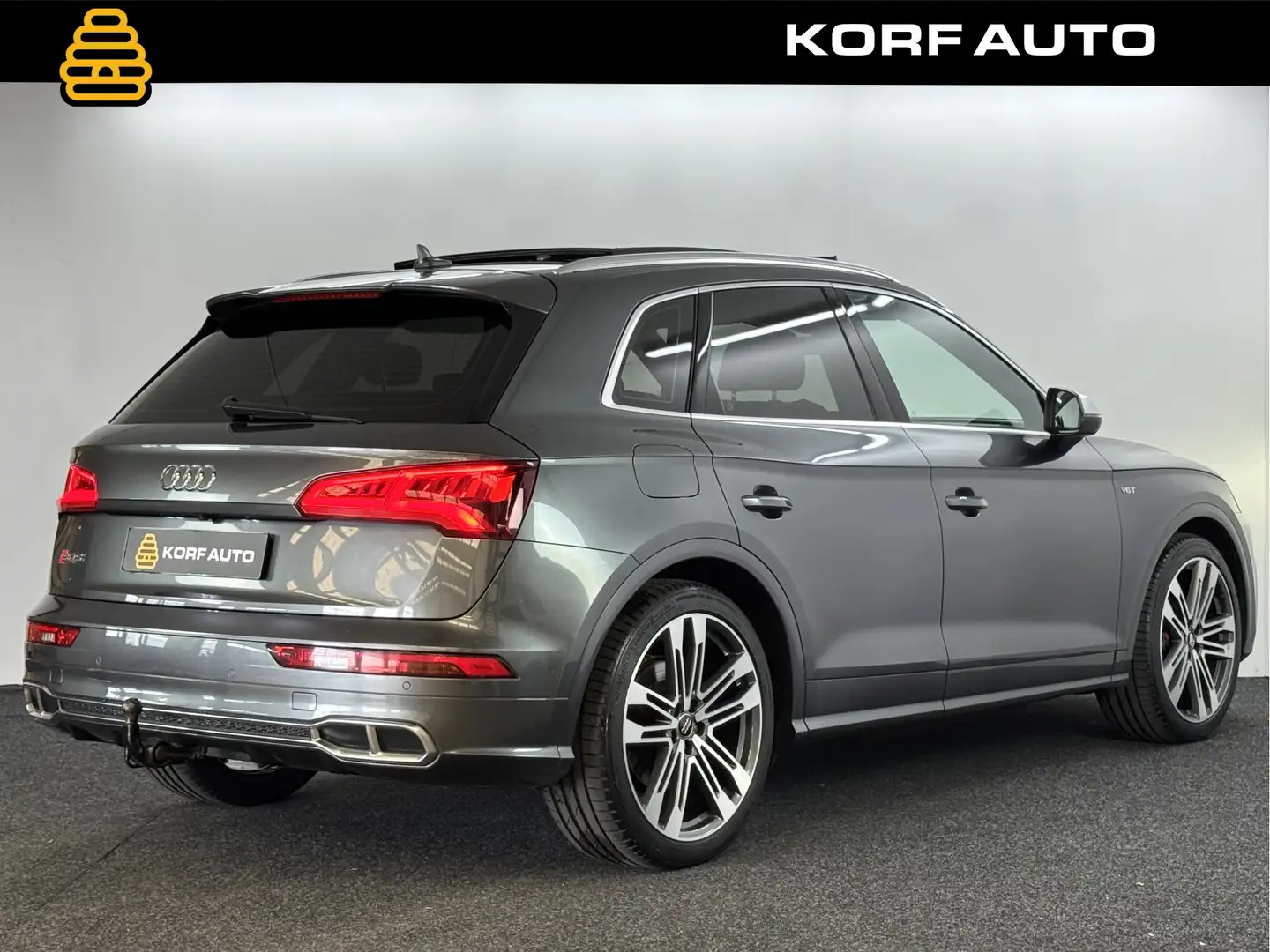 Audi SQ5 3.0 TFSI quattro / Pano / Luchtvering / Camera Grigio - 2