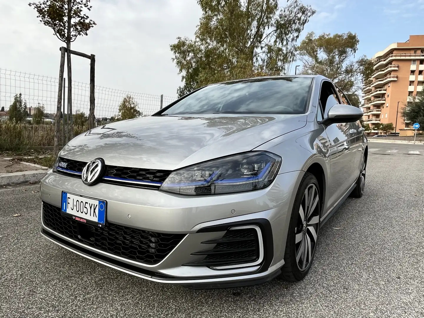 Volkswagen Golf GTE 1.4 TSI Hybrid 204cv POCHI KM Beige - 1