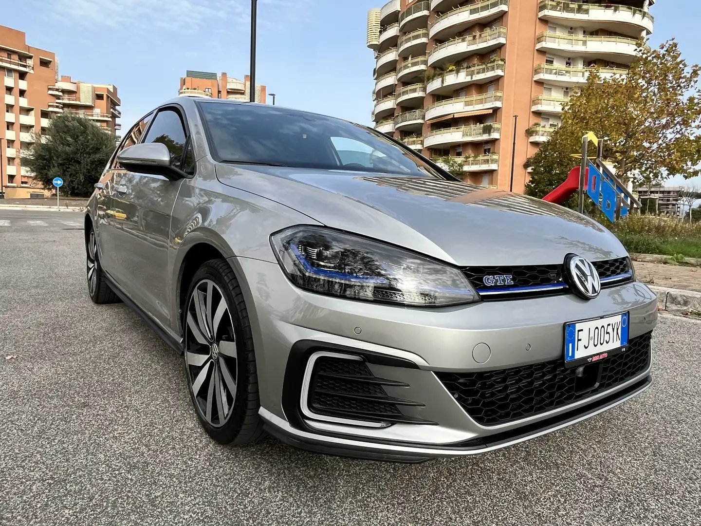 Volkswagen Golf GTE 1.4 TSI Hybrid 204cv POCHI KM Beige - 2