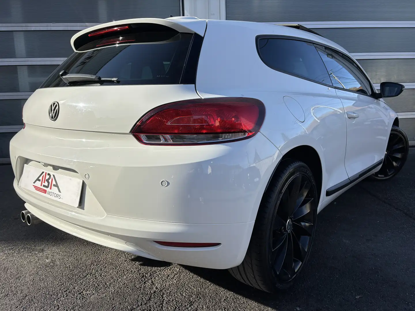 Volkswagen Scirocco 2.0 TDI 140 FAP Carat - 2