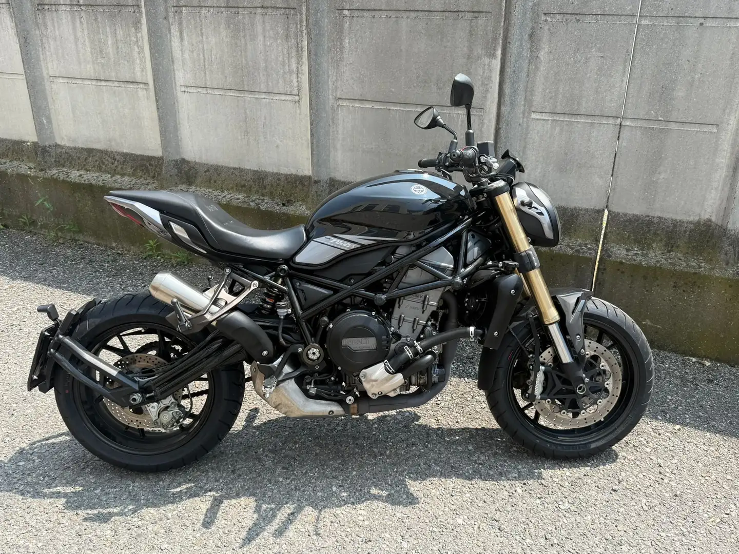 Benelli 752 S Nero - 1