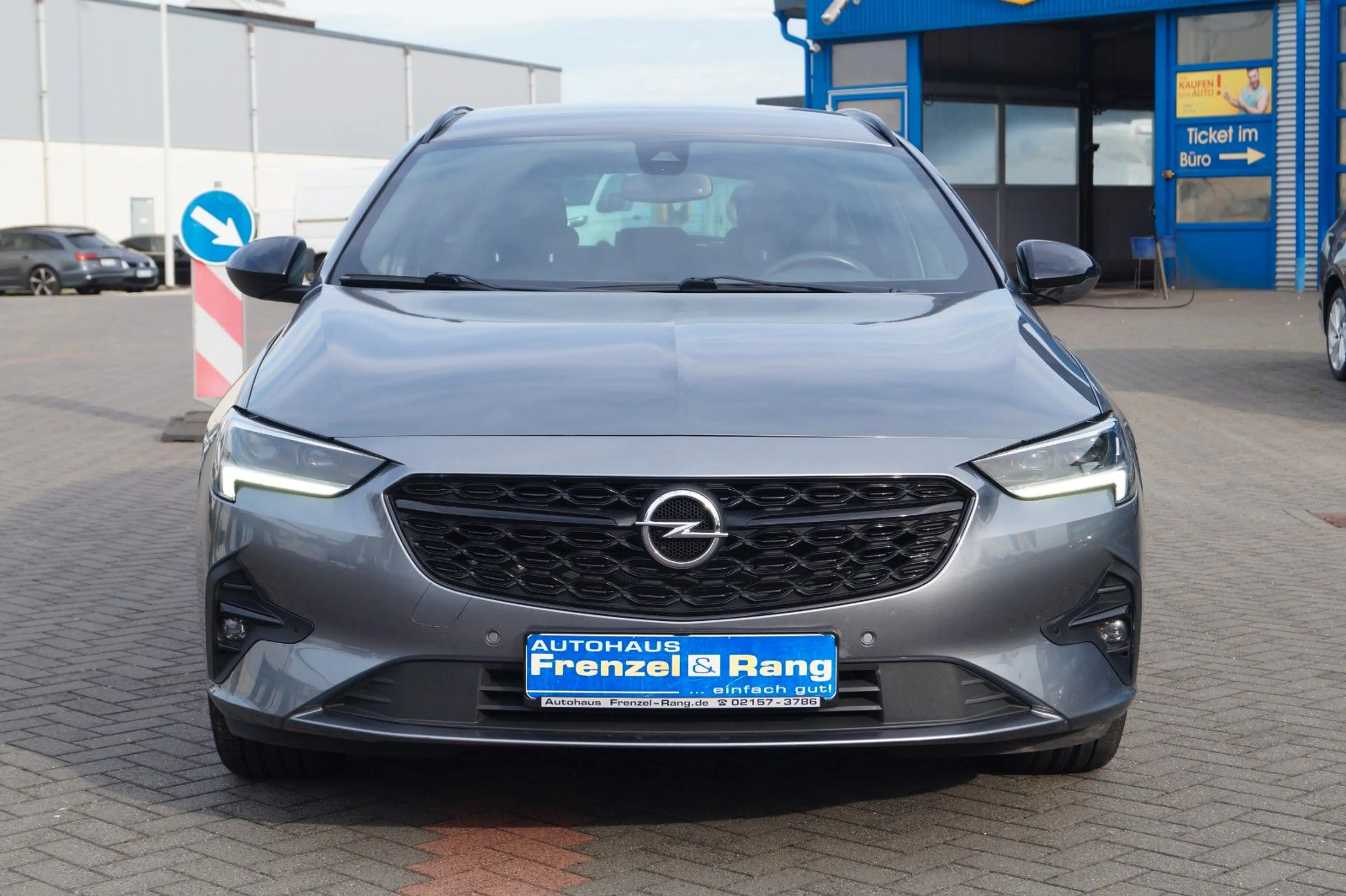 Opel Insignia B Sports Tourer Ultimate *ACC*Head UP* — photo 2