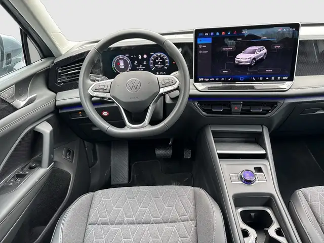 Volkswagen Tiguan view 8