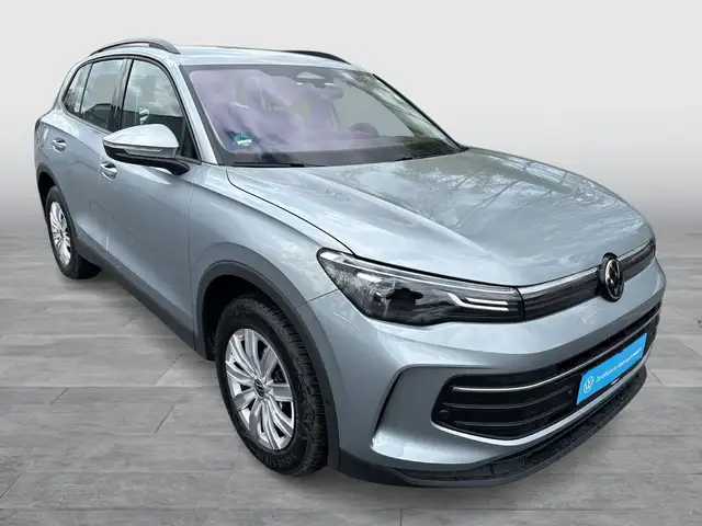 Volkswagen Tiguan view 7