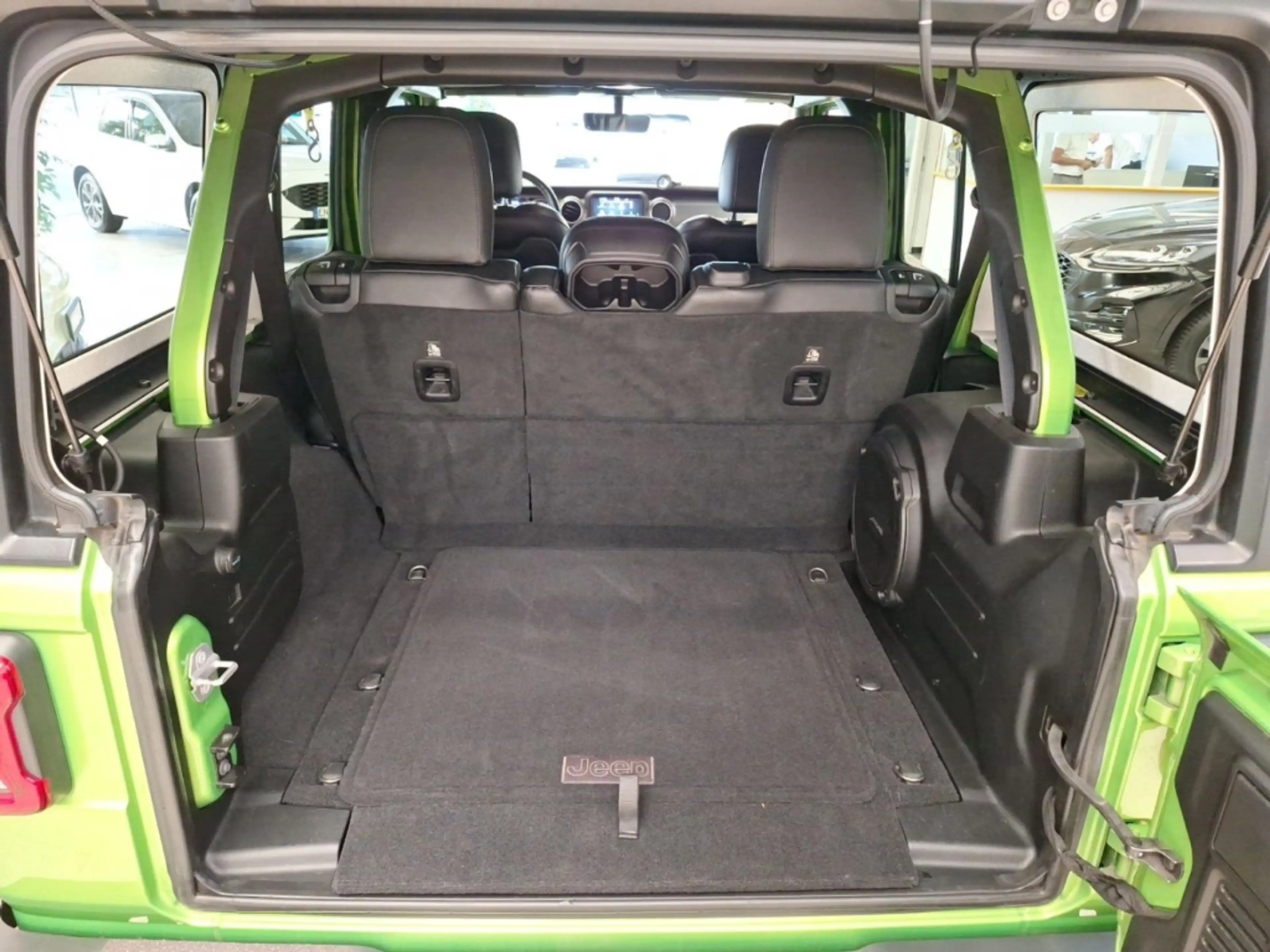 Jeep Wrangler Unlimited Rubicon 2.2l  *AHK*SHZ*NAVI* — photo 11