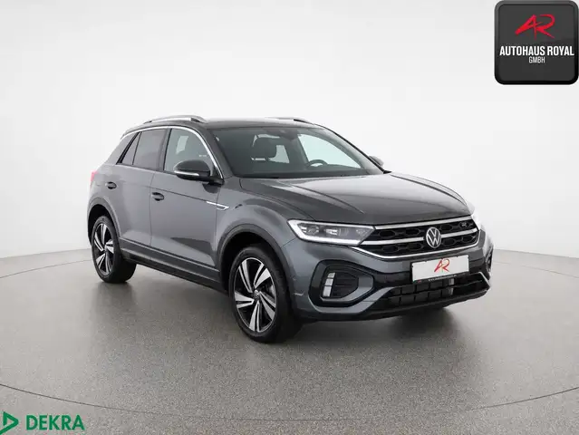 Volkswagen T-Roc view 6