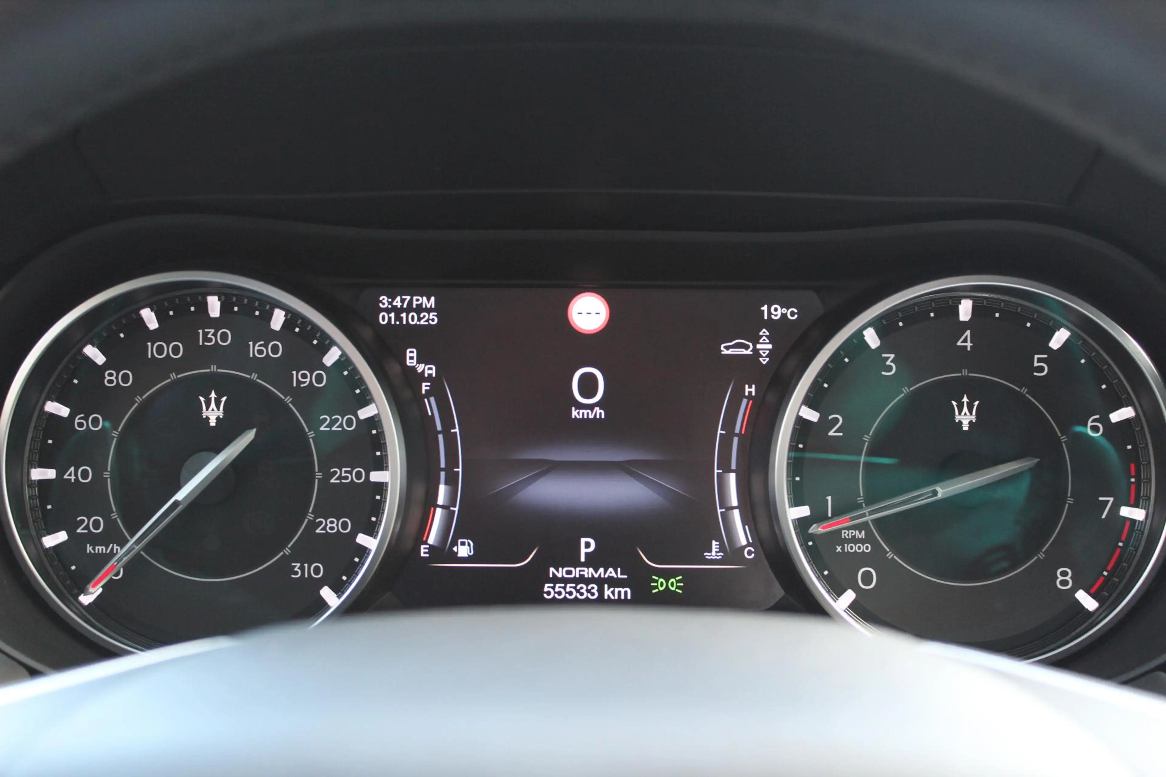 Maserati Levante 2.0 Hybrid Executive | NL-AUTO! | CAMERA | CARPLAY — photo 26