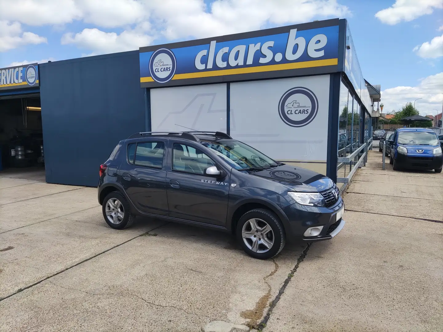 Dacia Sandero Sandero Stepway/Prestige/Automaat/Navi/Pdc/Cruise Grijs - 1