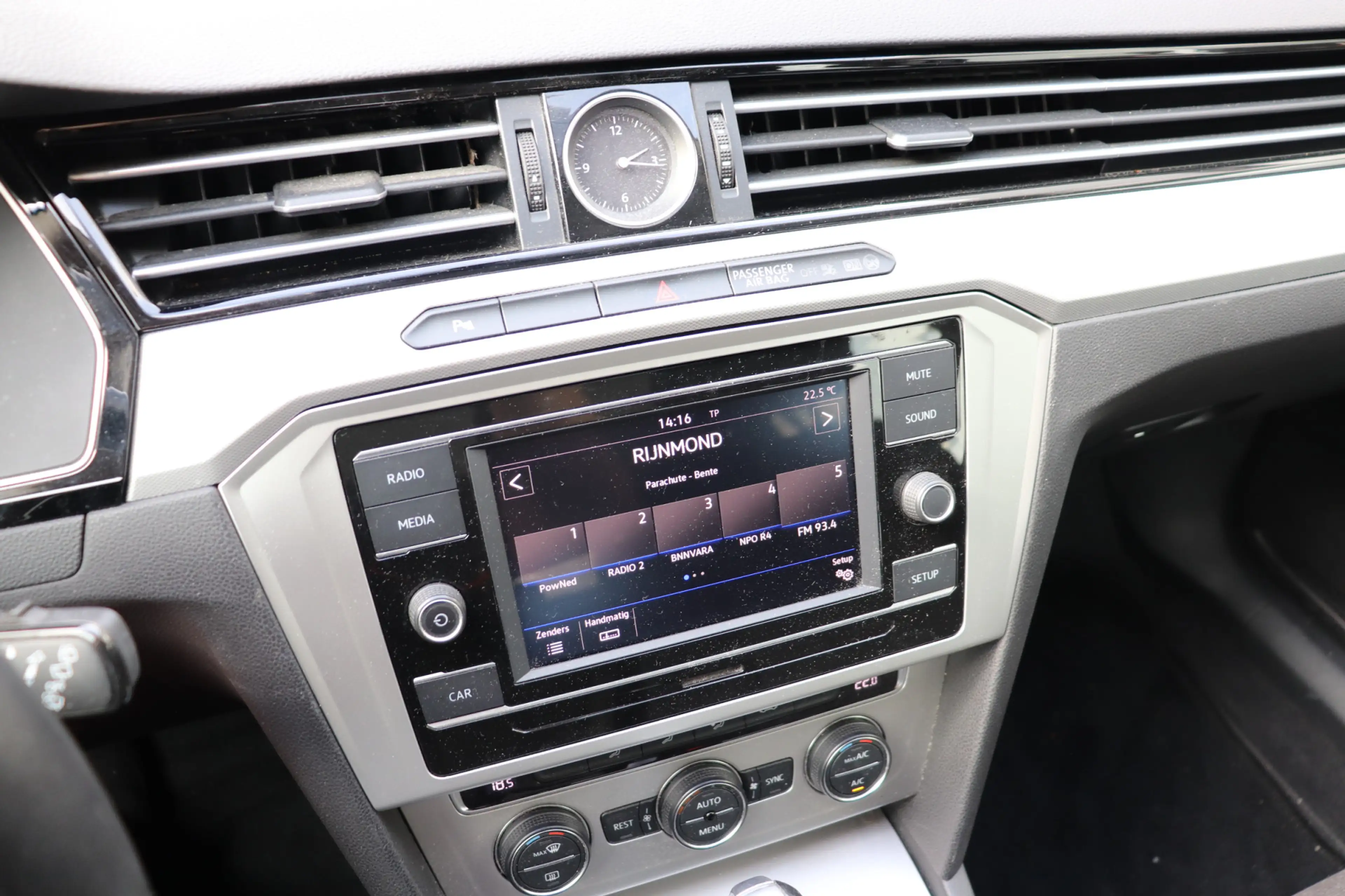 Volkswagen Passat Variant 1.6 TDI Comfortline Automaat. Lage km stand, eerst — photo 20