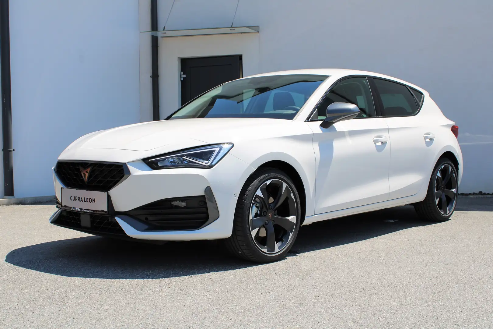 CUPRA Leon TRIBE 1.5 TSI 150 PS ACT Wit - 2