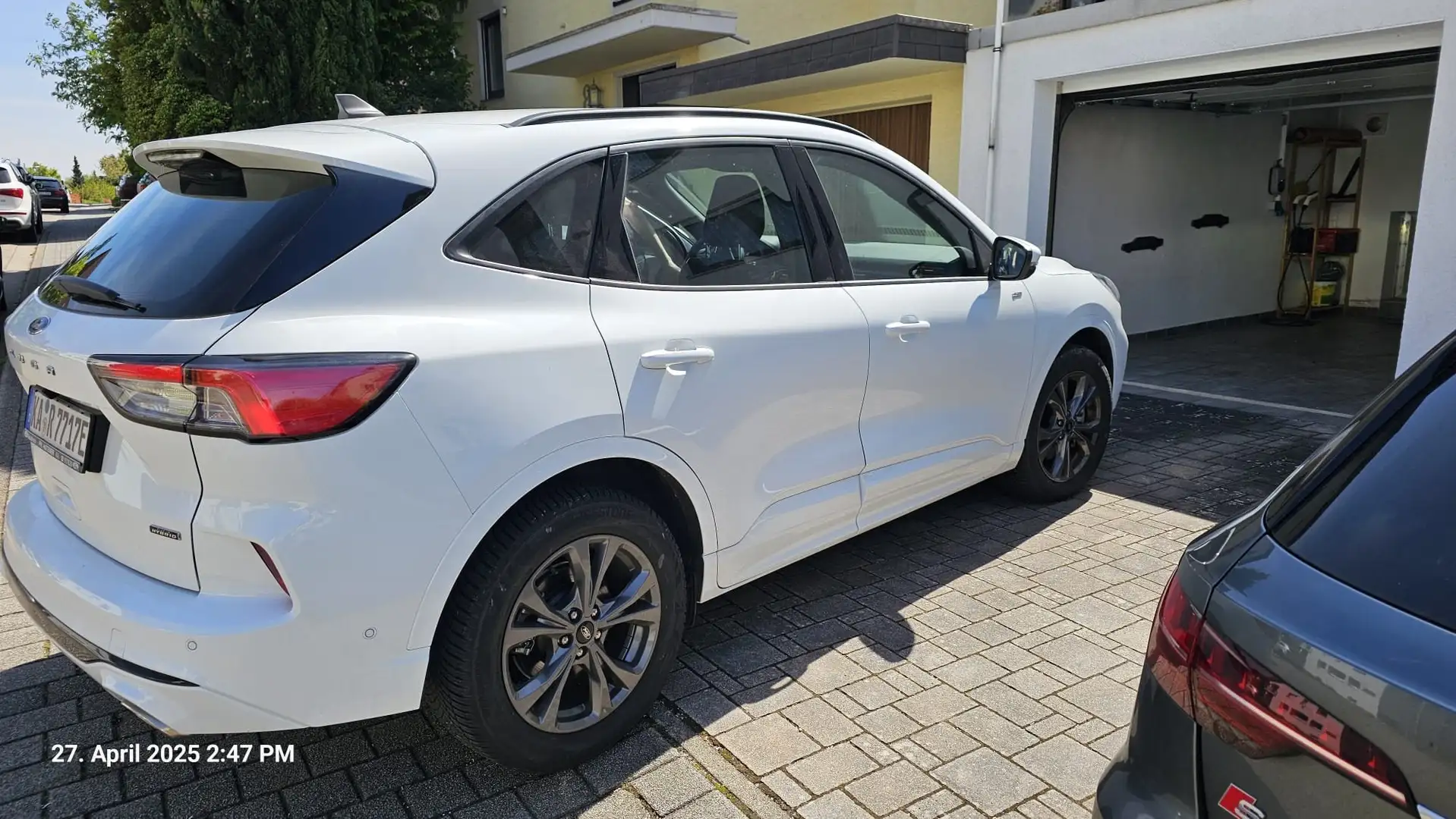 Ford Kuga Kuga 2.5 Duratec PHEV ST-LINE Weiß - 2