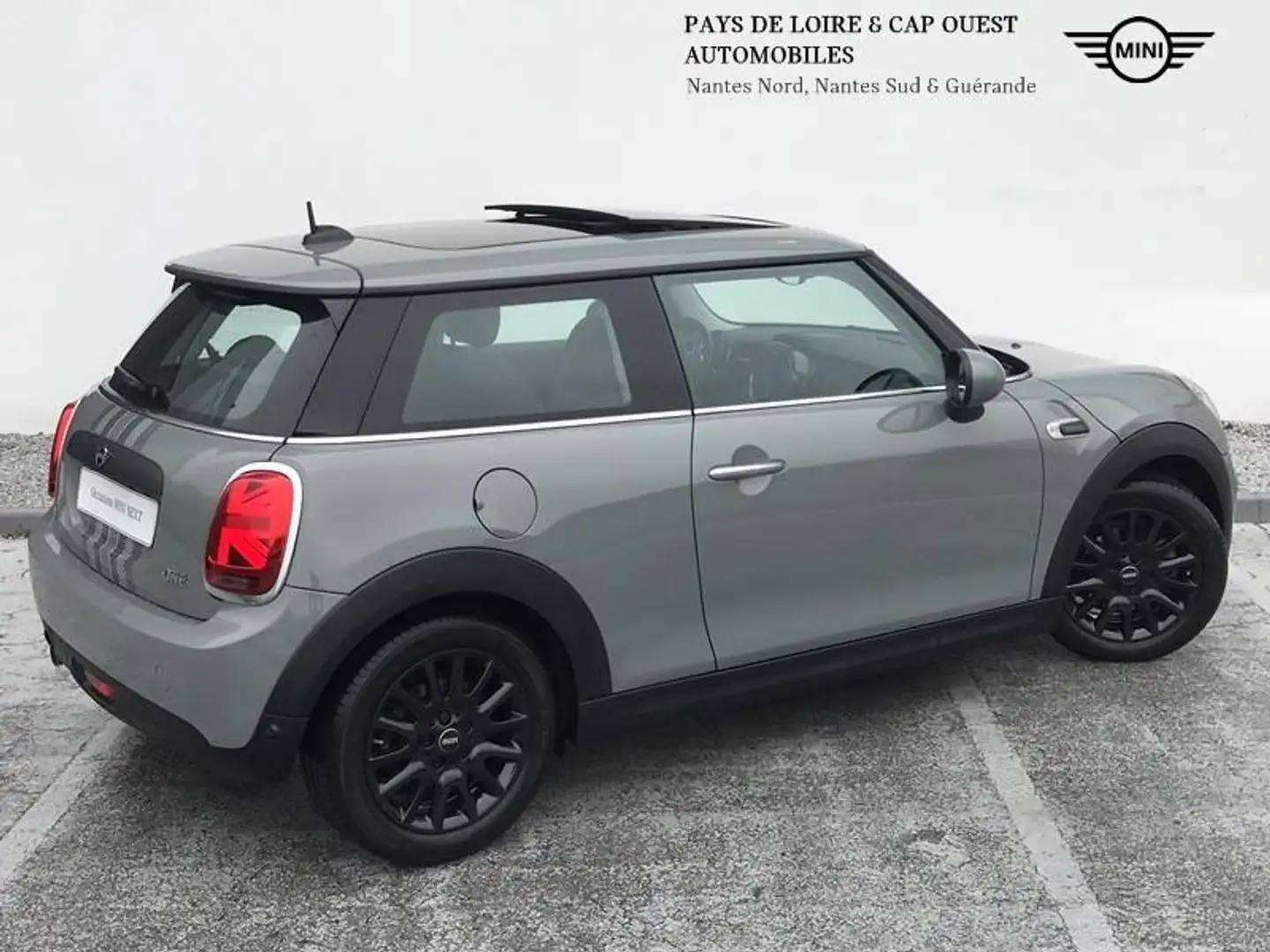 MINI One One 102ch Edition Greenwich 114g Gris - 2