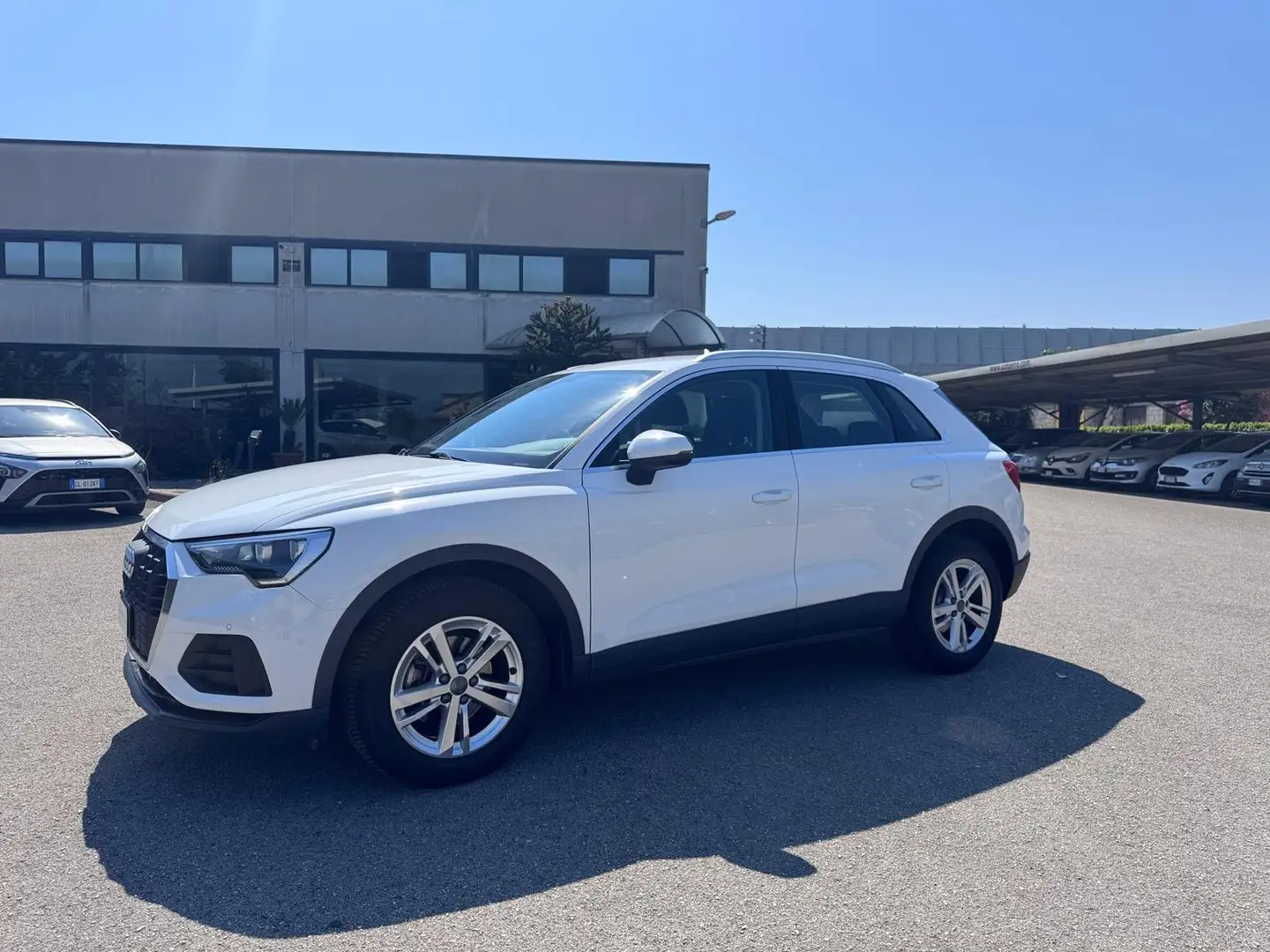 Audi Q3 Q3 II 2018 35 2.0 tdi Business s-tronic Blanc - 1