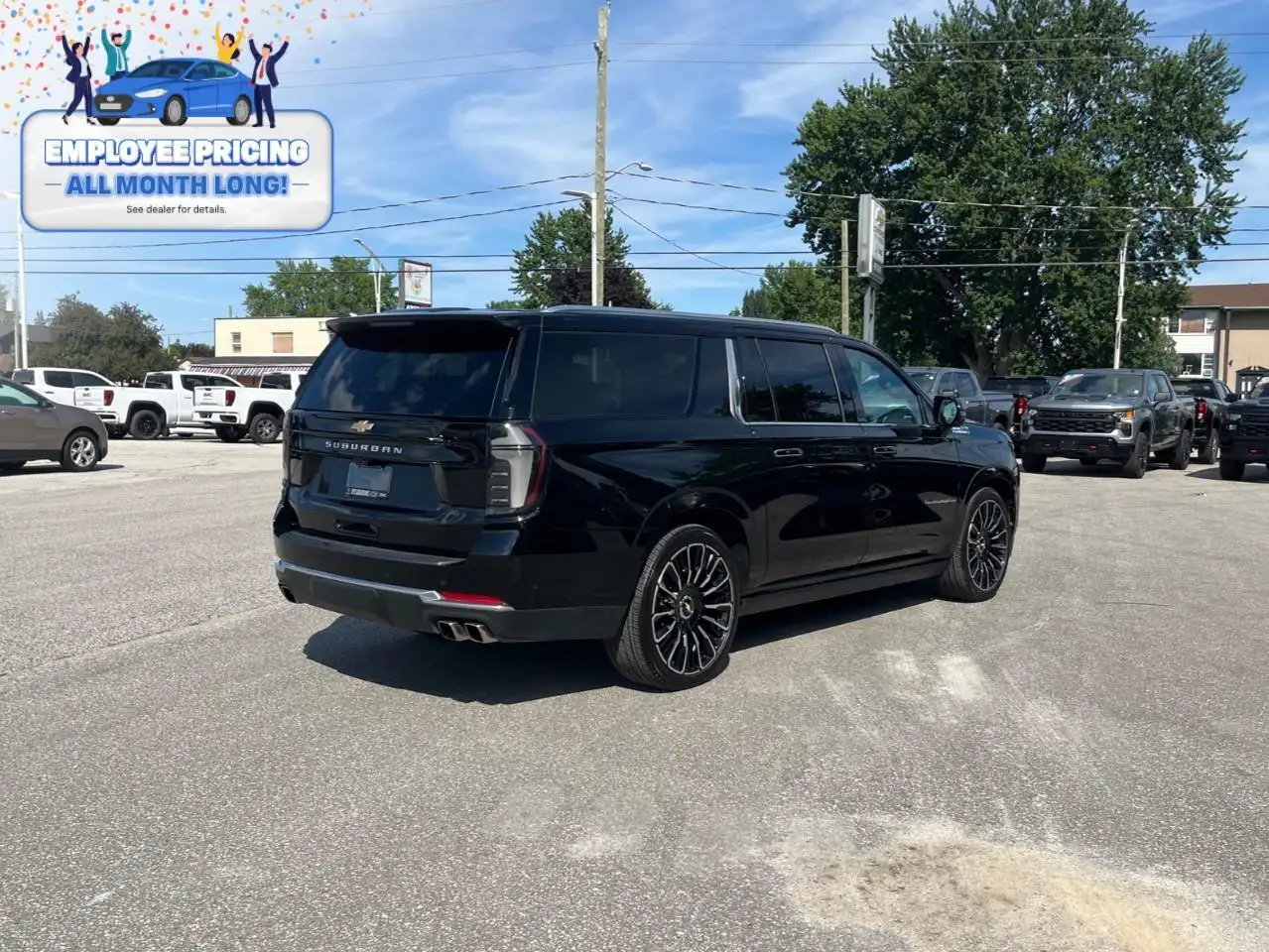 Chevrolet Suburban снимка Chevrolet Suburban