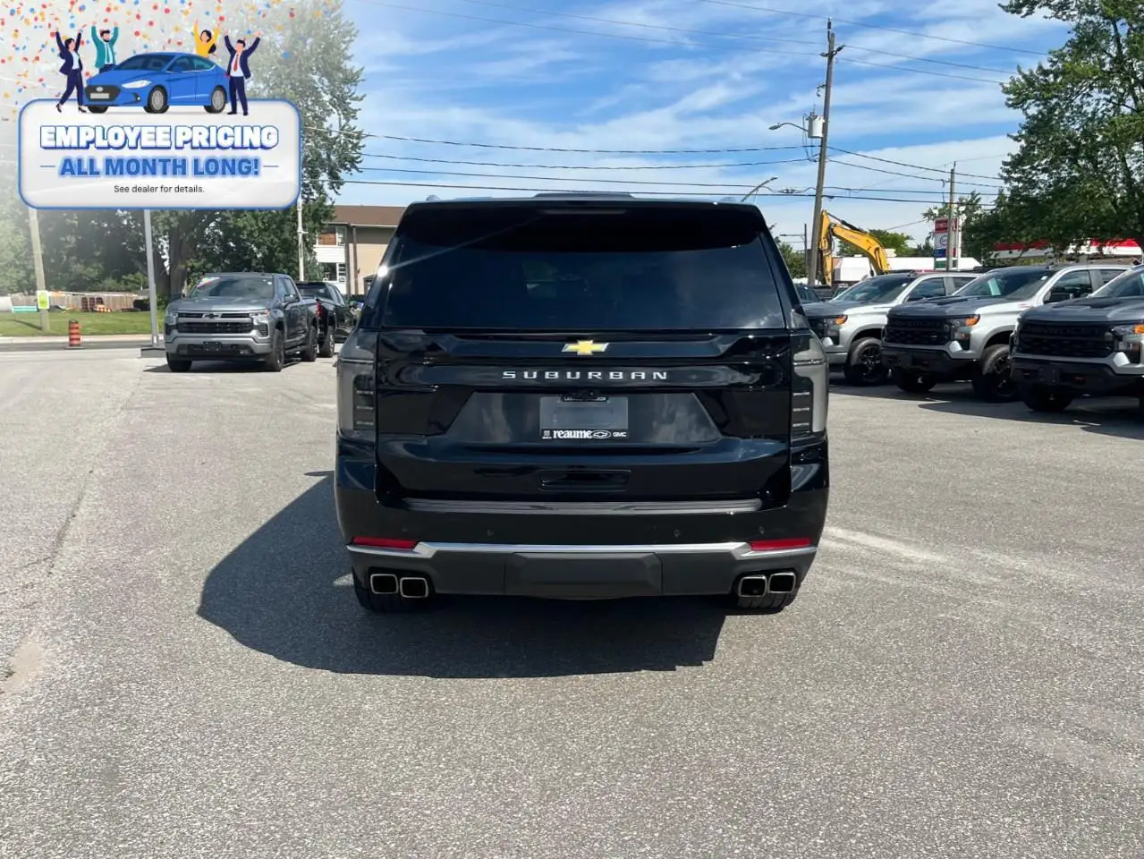 Chevrolet Suburban снимка Chevrolet Suburban