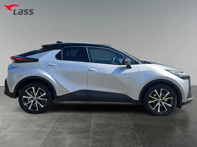 Toyota C-HR view 7