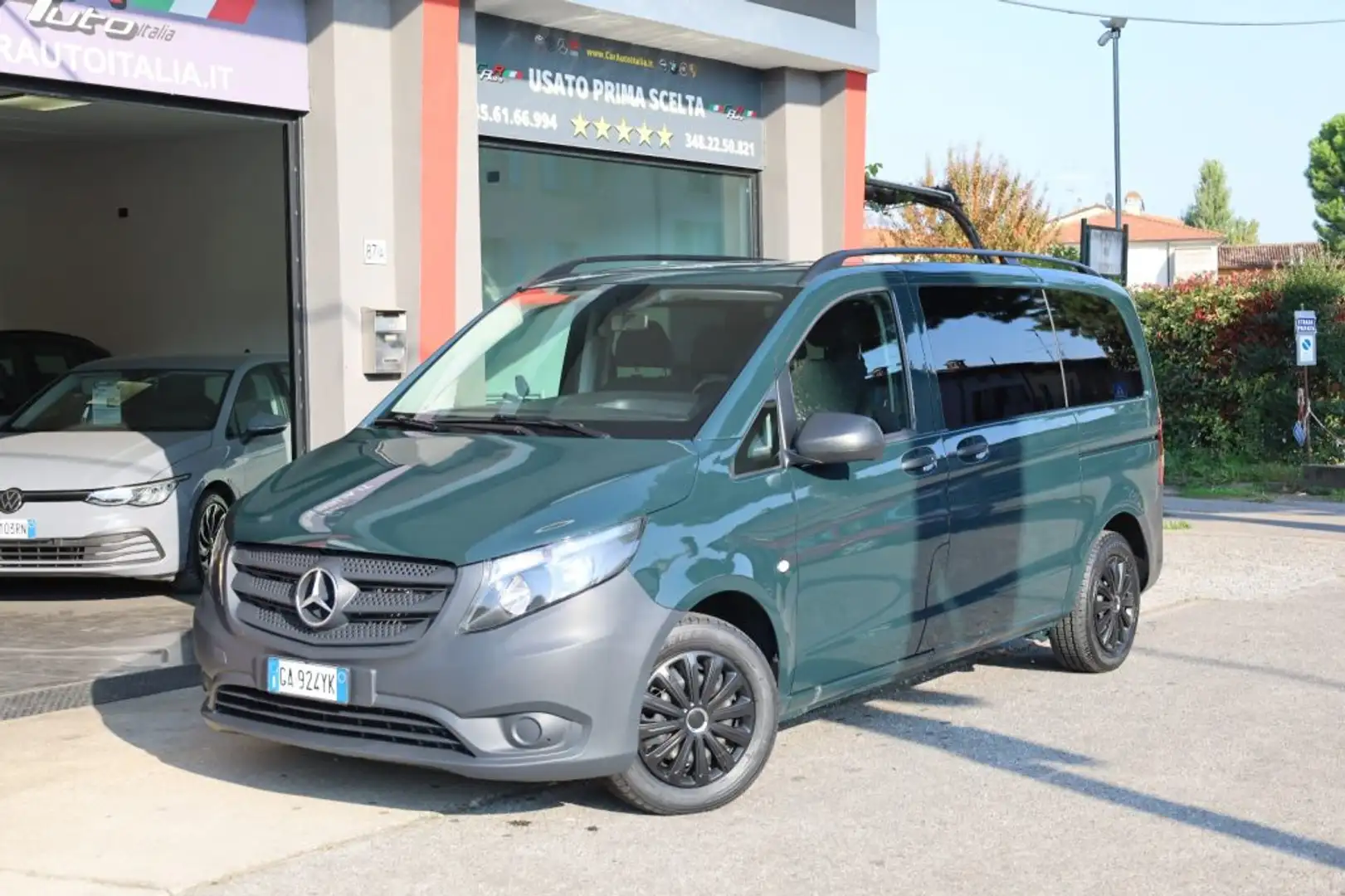 Mercedes-Benz Vito 2.0 114 CDI 9 POSTI PC Tourer Select Compact Navi Groen - 1