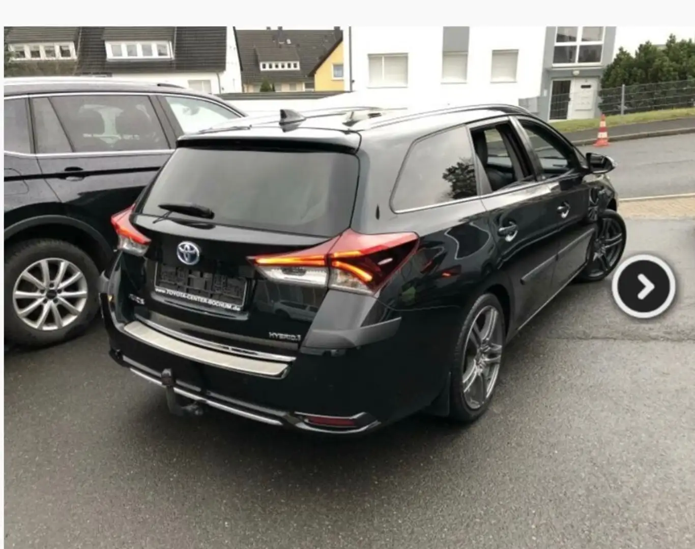 Toyota Auris Touring Sports Hybrid Edition-S+/Leder/LED Negro - 2