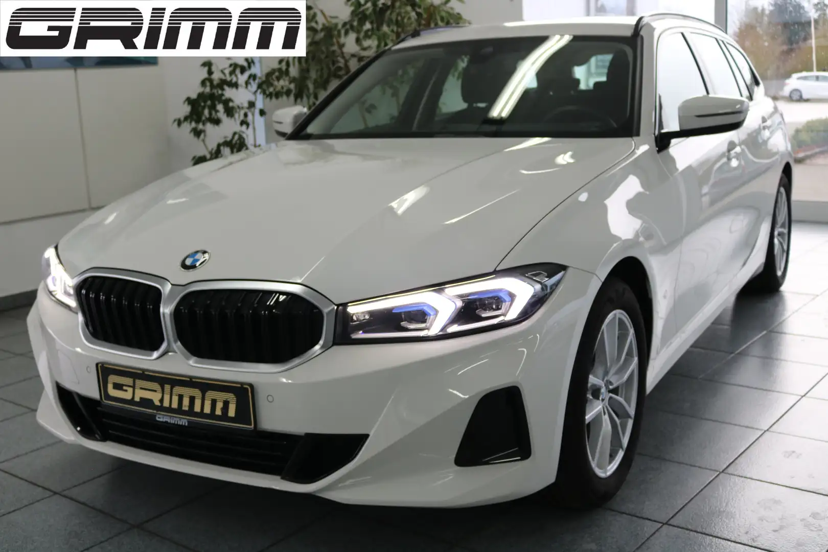 BMW 320 i   Head-Up DAB LED Komfortzg. Tempomat Shz Blanc - 1
