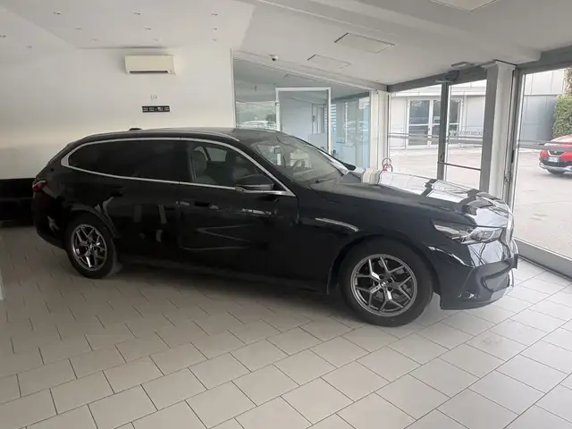 BMW 520 520d Touring 48V sdrive auto