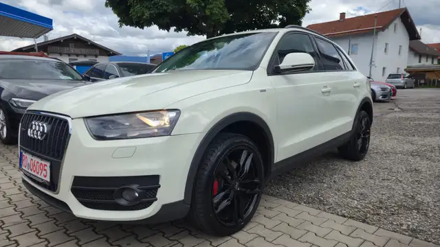Audi Q3 2.0 TFSI quattro*TÜV*SHZ*NAVI*