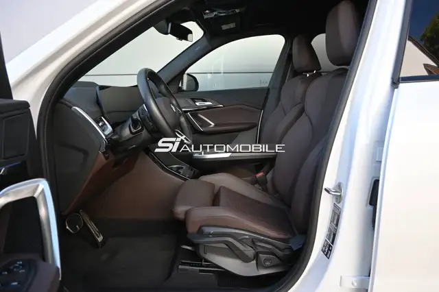 BMW X1 view 10