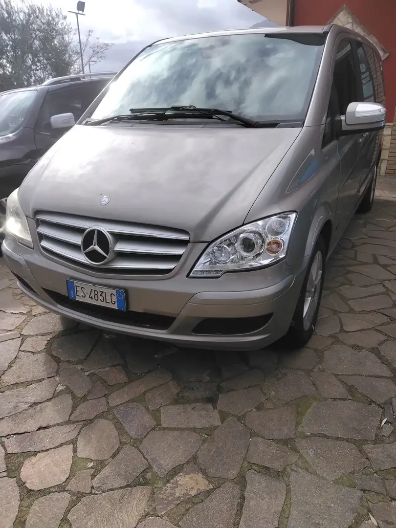 Mercedes-Benz Viano Viano - W639 2011 2.2 cdi  4matic 163cv L auto Grigio - 1
