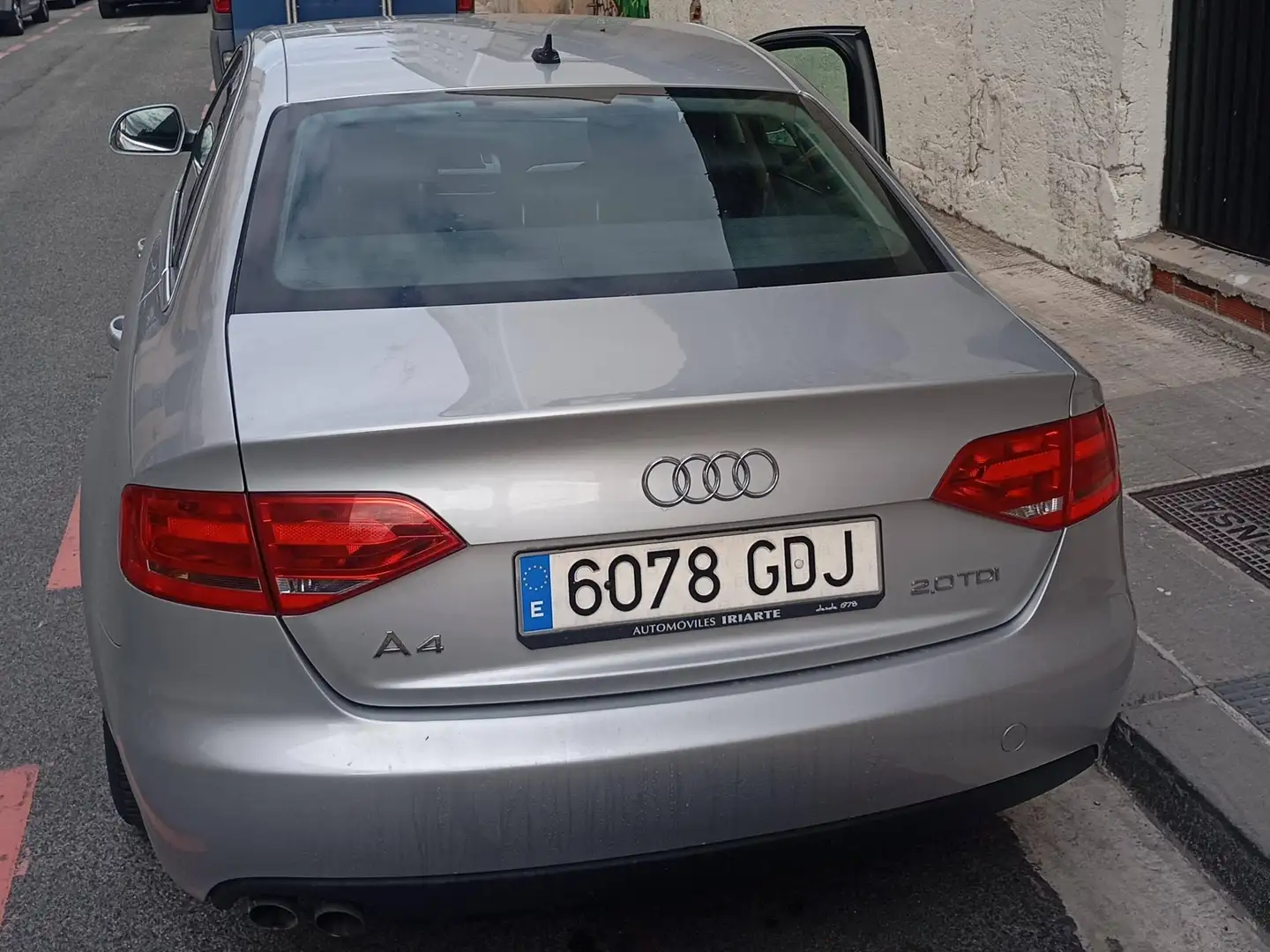 Audi A4 A4 2.0TDI Multitronic DPF 143 Gris - 2