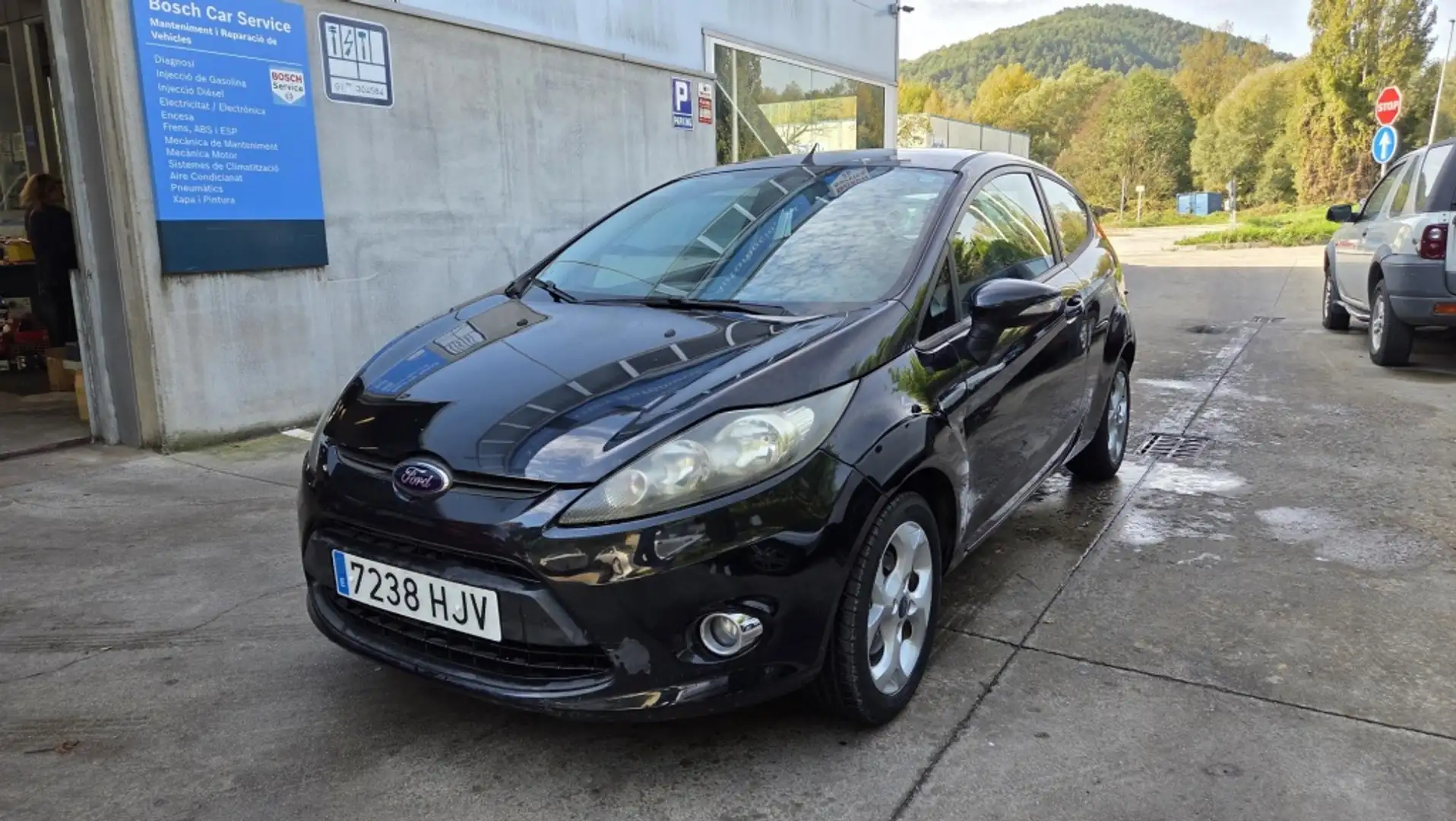 Ford Fiesta 1.6TDCi Trend Negro - 1