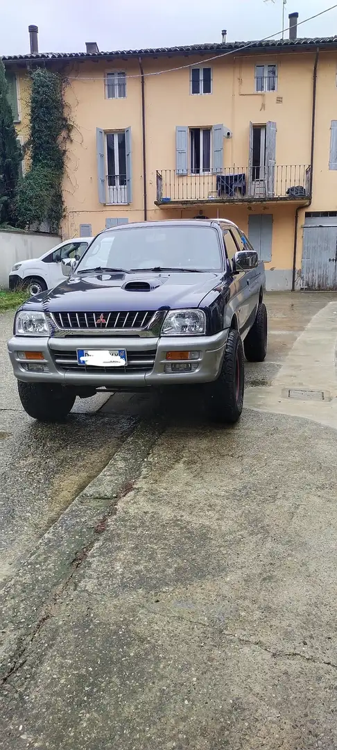 Mitsubishi L200 c.cab 2.5 tdi GLX Comfort 4wd - 2