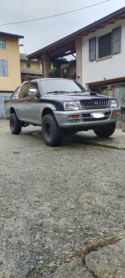 Mitsubishi L200 c.cab 2.5 tdi GLX Comfort 4wd - 1