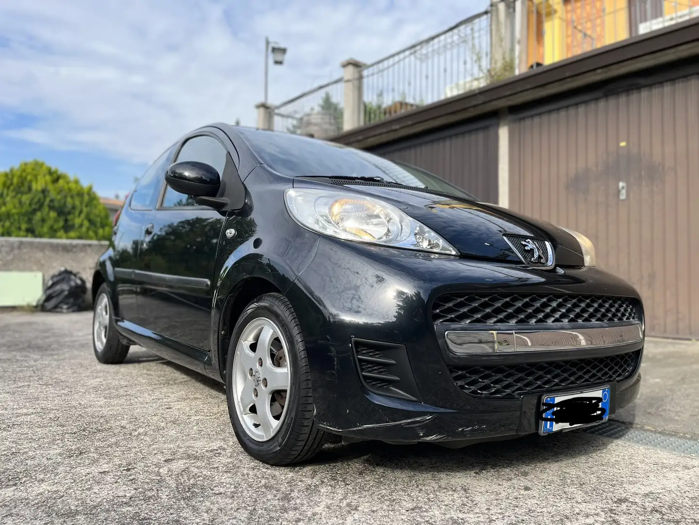 Peugeot 107 5p 1.0 12v Sweet Years c/navi - 1