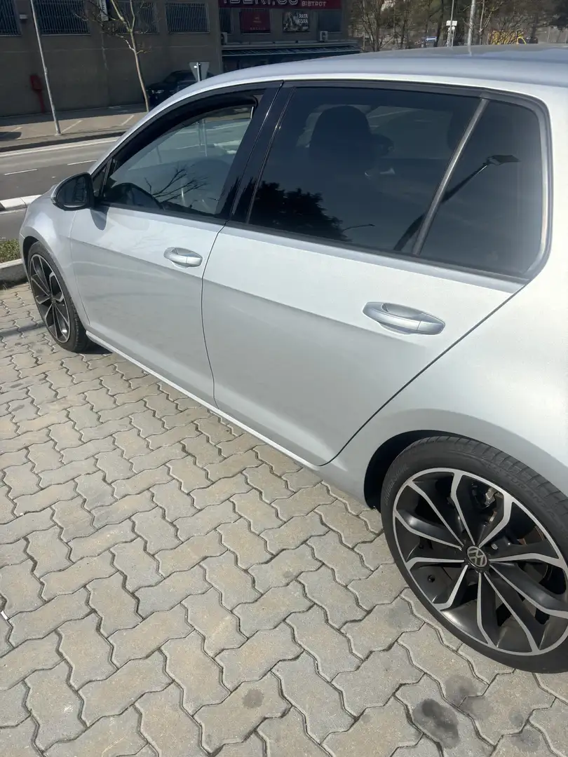 Volkswagen Golf 5p 1.6 - 2