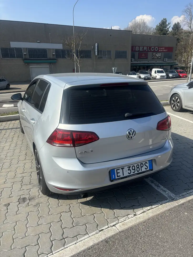 Volkswagen Golf 5p 1.6 - 1